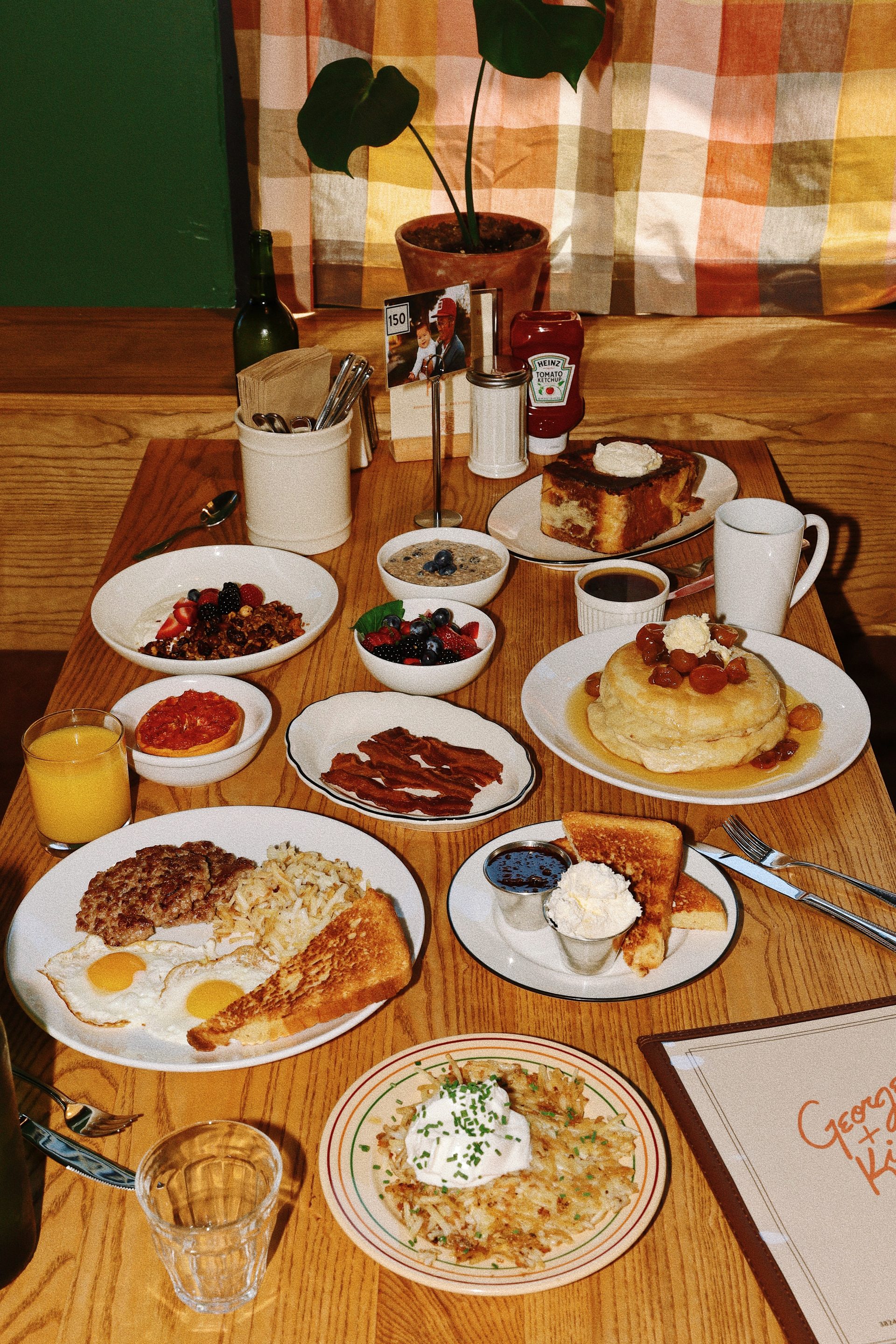 Restaurant Buyouts & Corporate Celebrations