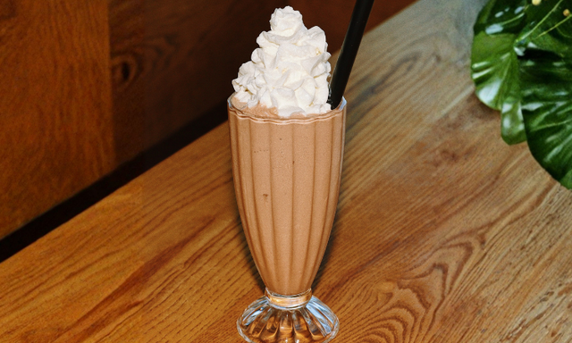 Handspun Milkshakes.