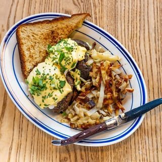 Steak Benedict
